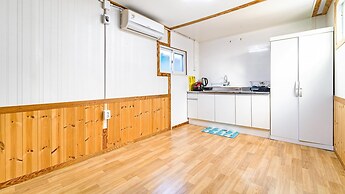 Gangneung Chengdong Aegyeon Pension