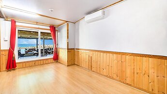 Gangneung Chengdong Aegyeon Pension