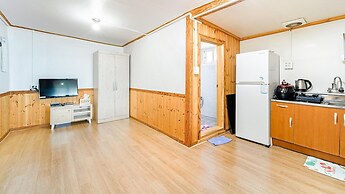 Gangneung Chengdong Aegyeon Pension