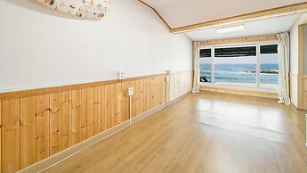 Gangneung Chengdong Aegyeon Pension