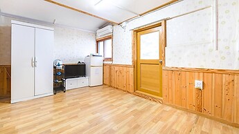 Gangneung Chengdong Aegyeon Pension