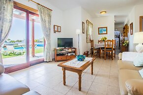 Beautiful 2 Bed Villa With Large Pool Casa Manana