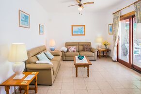 Beautiful 2 Bed Villa With Large Pool Casa Manana