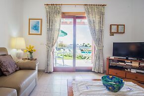 Beautiful 2 Bed Villa With Large Pool Casa Manana