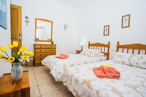 Beautiful 2 Bed Villa With Large Pool Casa Manana