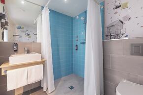 Holiday Inn - the niu, Yen Hamburg City by IHG