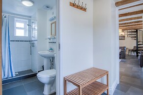 Bunk House - 4 Bedroom - Llangenith