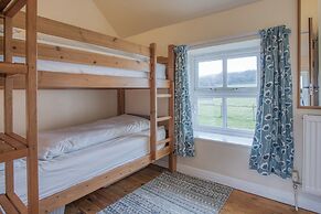 Bunk House - 4 Bedroom - Llangenith