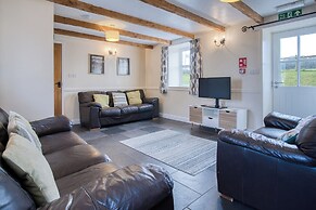 Bunk House - 4 Bedroom - Llangenith