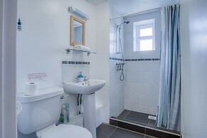Bunk House - 4 Bedroom - Llangenith
