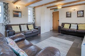 Bunk House - 4 Bedroom - Llangenith
