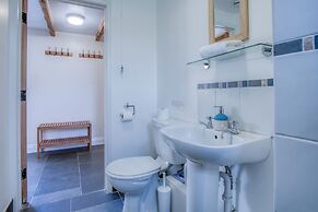 Bunk House - 4 Bedroom - Llangenith
