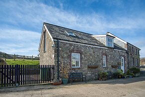 Bunk House - 4 Bedroom - Llangenith