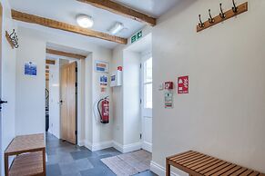 Bunk House - 4 Bedroom - Llangenith
