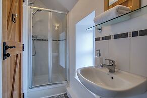 Bunk House - 4 Bedroom - Llangenith