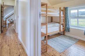 Bunk House - 4 Bedroom - Llangenith