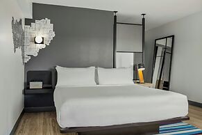 Aloft Chicago Schaumburg