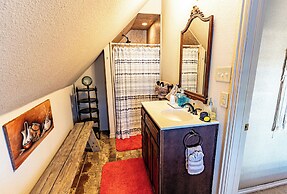 Towering Oaks Event & Retreat Center