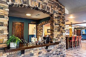 Towering Oaks Event & Retreat Center