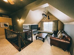 Towering Oaks Event & Retreat Center