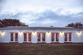 Towering Oaks Event & Retreat Center