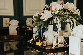 Towering Oaks Event & Retreat Center