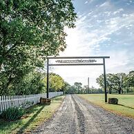 Towering Oaks Event & Retreat Center