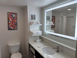 Comfort Inn Darien - North Brunswick