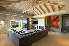 Luxury Villa Helanes