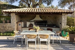 Luxury Villa Helanes