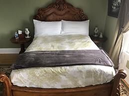 Pendleton House Historic Inn and B&B