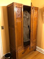 Pendleton House Historic Inn and B&B