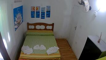 Quarto em Kitnet perto da primeira praia