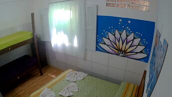 Quarto em Kitnet perto da primeira praia