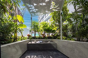 Travelodge Phuket Town