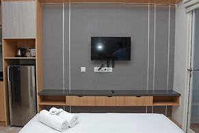 Cozy Living Studio At Menteng Park Apartment