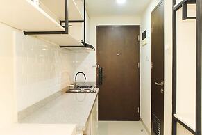 Nice And Comfort Studio Apartment At Mustika Golf Residence