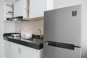 Modern And Comfort Studio At Ciputra International Apartment