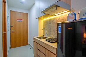 Elegant Studio At Evenciio Apartment Margonda