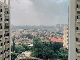 Cozy Stay Studio Signature Park Grande Apartment