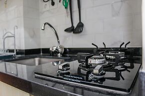 Comfy And Strategic Studio Signature Park Grande Apartment