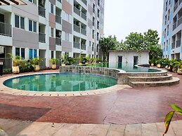 Comfort Living 1Br At Grand Sentraland Karawang Apartment