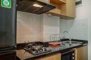 Stunning And Comfy Studio Amazana Serpong Apartment