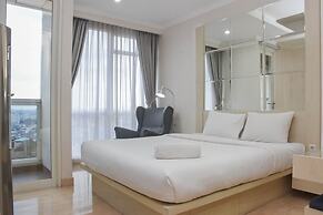 Comfortable And Warm Studio Room At Menteng Park Apartment