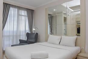 Comfortable And Warm Studio Room At Menteng Park Apartment