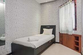 Comfort 2Br At Mediterania Gajah Mada Apartment