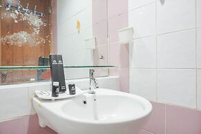 Comfort 2Br At Mediterania Gajah Mada Apartment