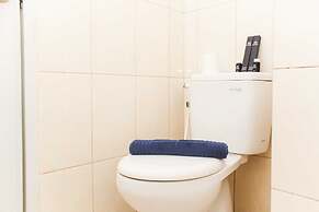 Nice And Comfort Studio At Springlake Apartment