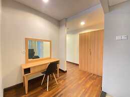 Fabulous 2Br Loft Apartment With Private Bathub At El Royale