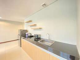 Fabulous 2Br Loft Apartment With Private Bathub At El Royale